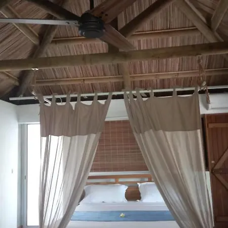 Brahmanhut - Eco Hut Experience In Harmony With Nature, Wellbeing And Spirit Bain Boeuf Exterior foto
